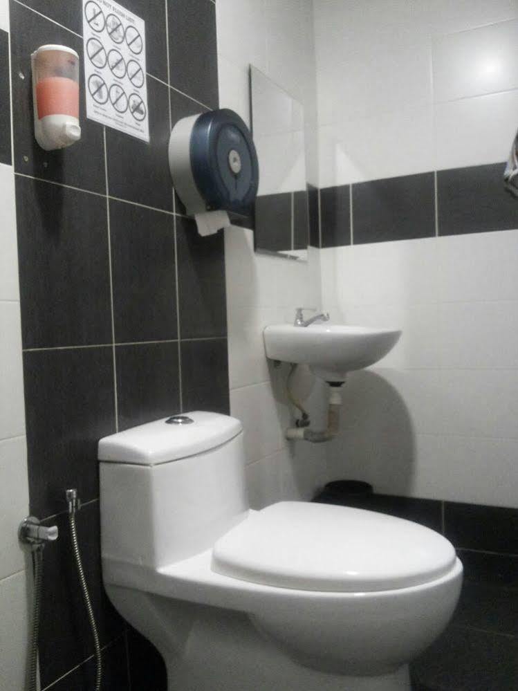 Hotel Viva Klang Ngoại thất bức ảnh